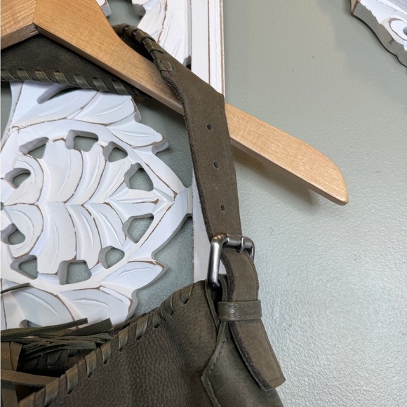 Carla Mancini Green Leather Shoulder Bag Tassel NWOT Made in USA - Picture 3 of 8